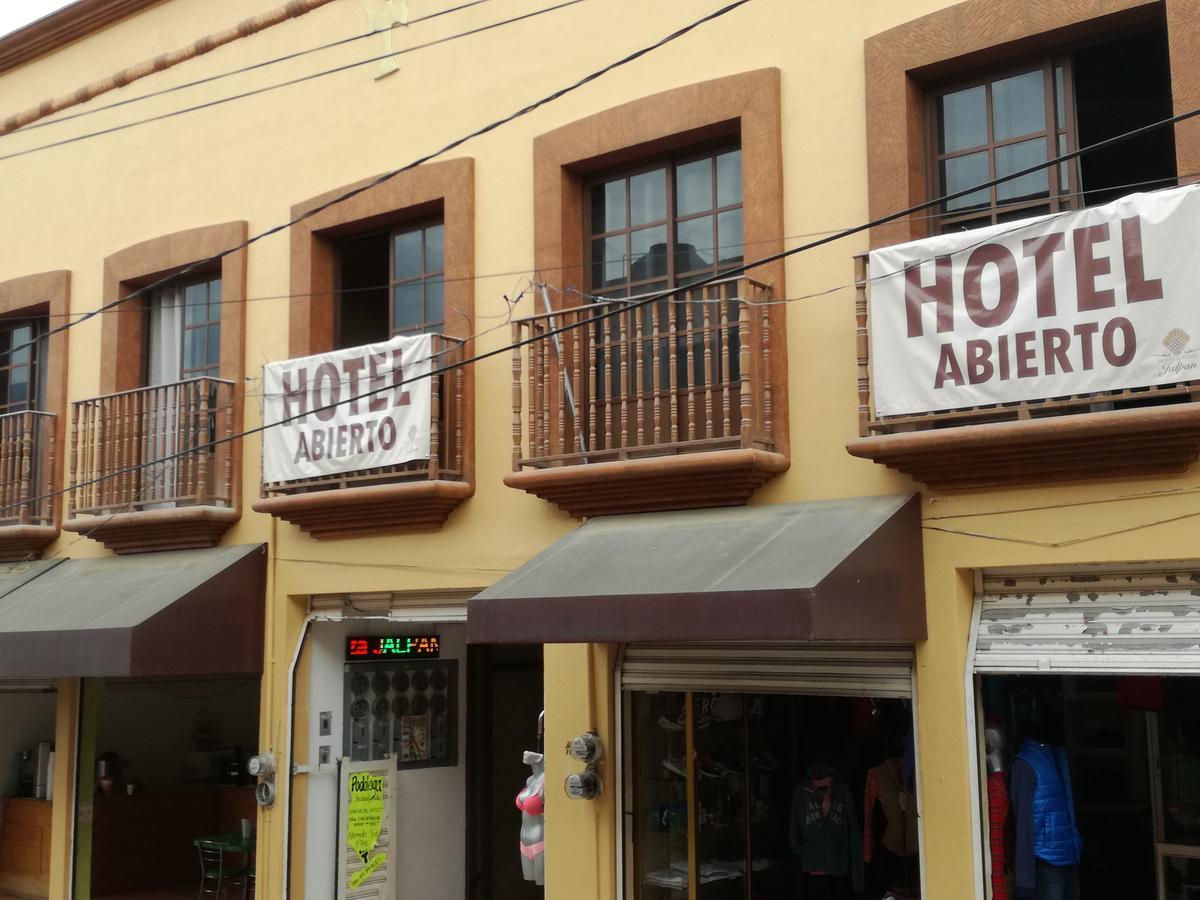 Hotel Y Plaza جالبان المظهر الخارجي الصورة
